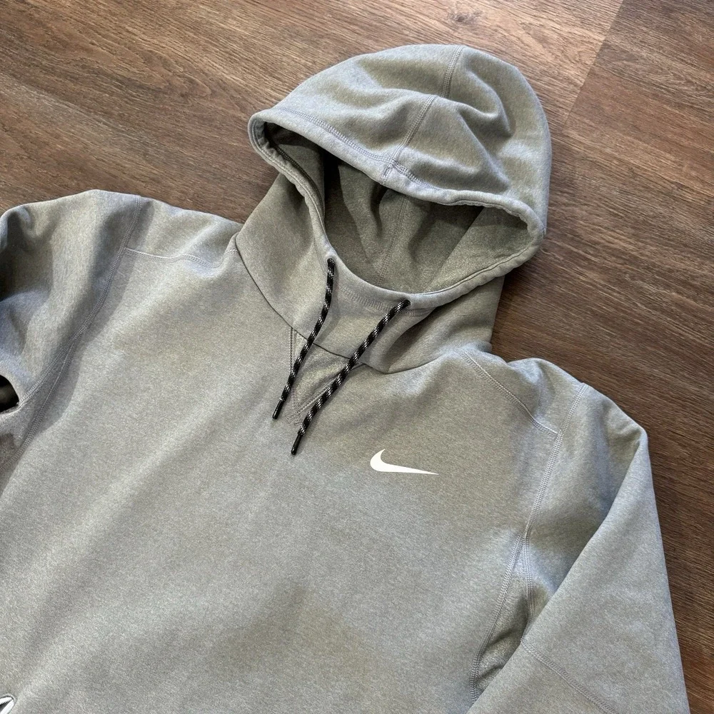 Nike Dri Fit Gray Pullover Hoodie Men's Sz L Therma Fit‎ Athlete